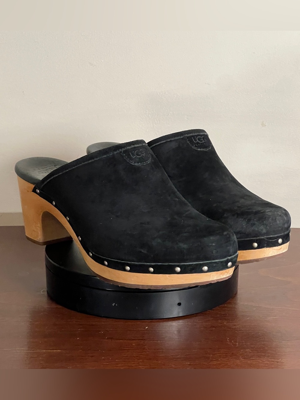 Ugg Abbie Clog - Wooden Sole, Leather Suede Upper, Shearling Lined - US 12 - Picture 9 of 14